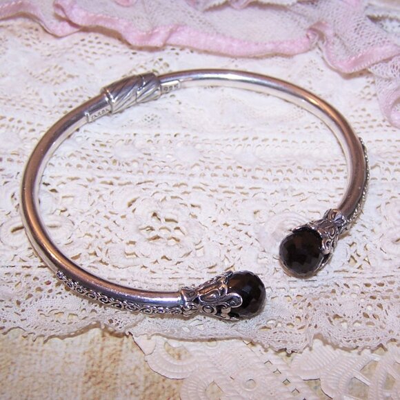 SARDA Sterling Silver Black Onyx Hinged Bangle Bracelet - Picture 4 of 6